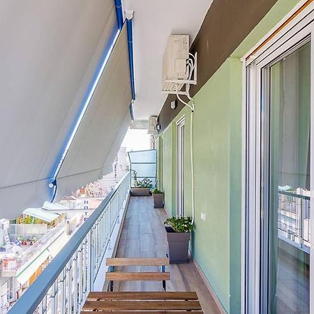 Bright Apartment For 6 Ppl In Athens Exterior photo