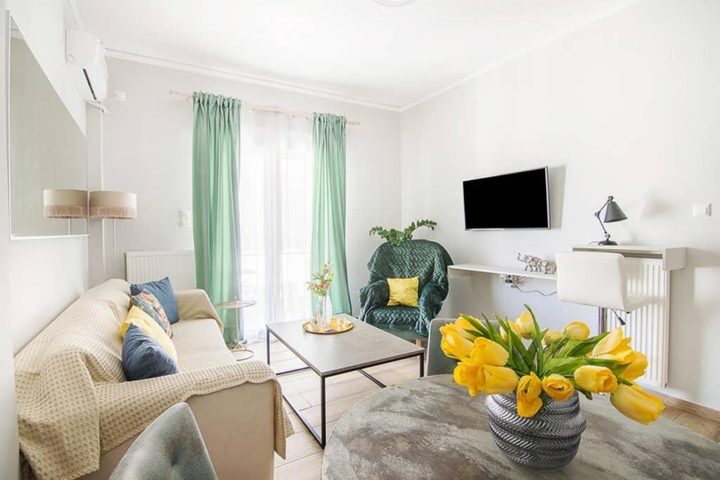 Bright Apartment For 6 Ppl In Athens Exterior photo