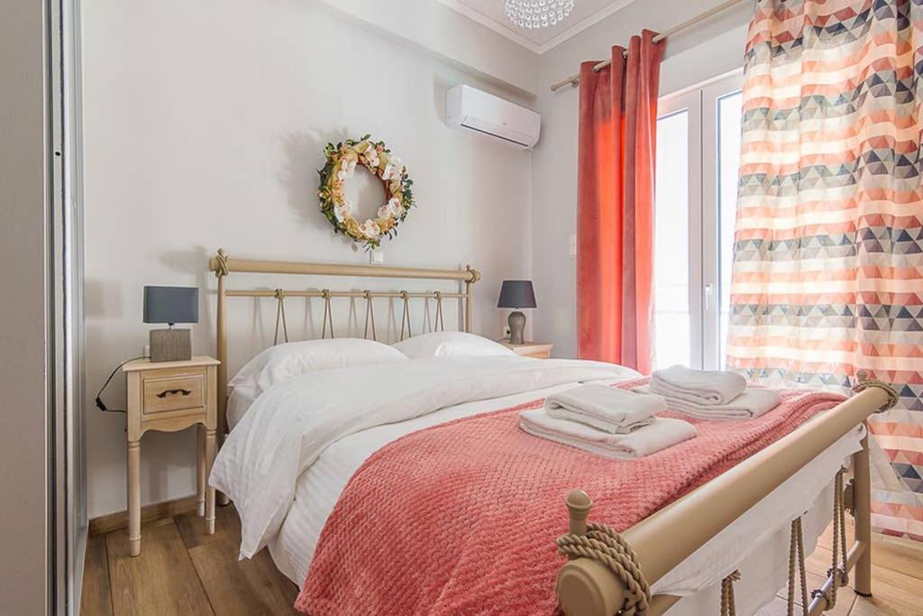 Bright Apartment For 6 Ppl In Athens Exterior photo