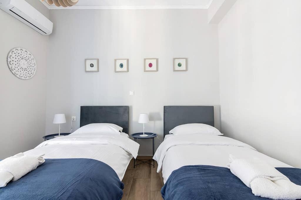 Bright Apartment For 6 Ppl In Athens Exterior photo